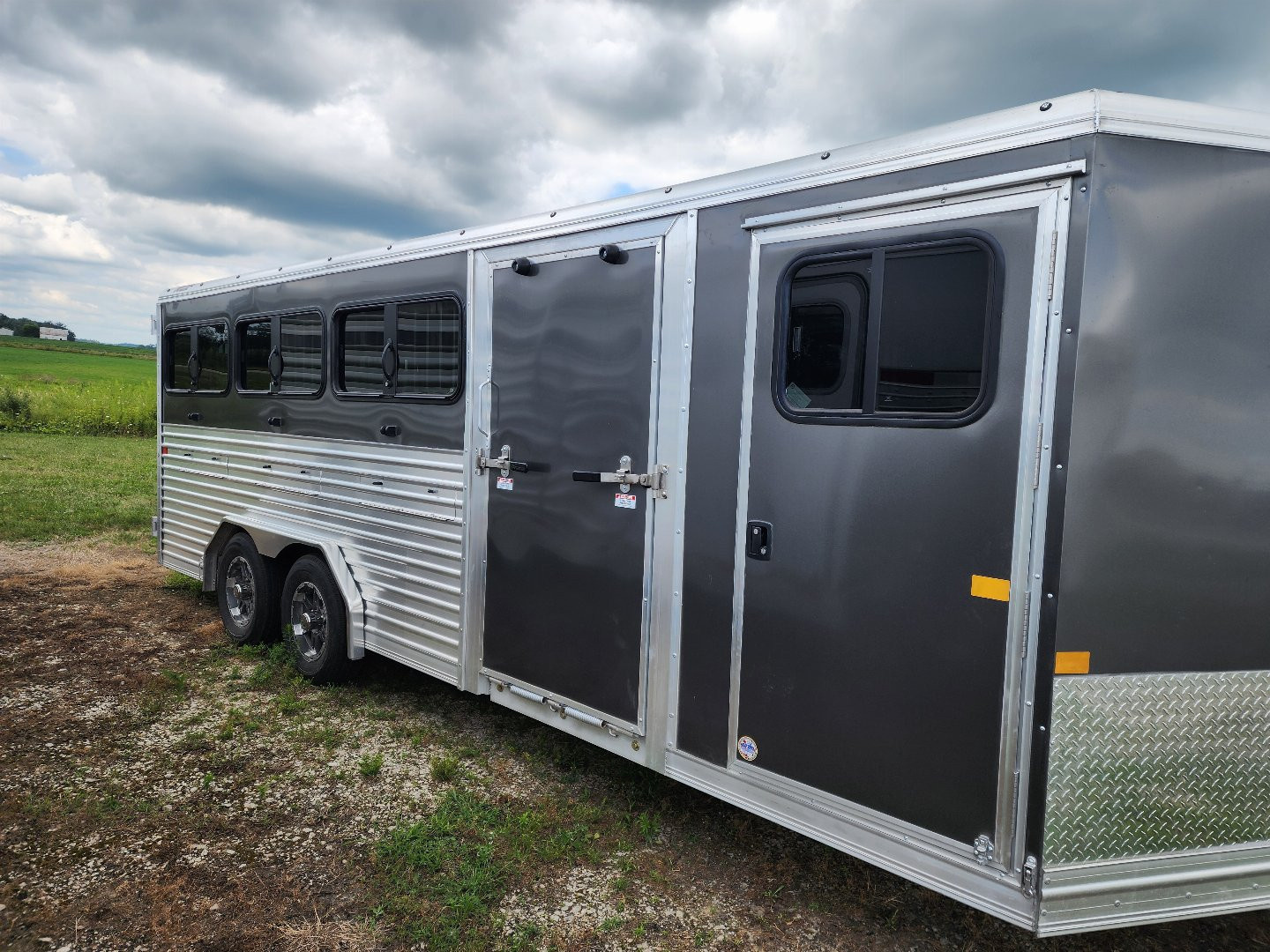 Trailer Photo 16