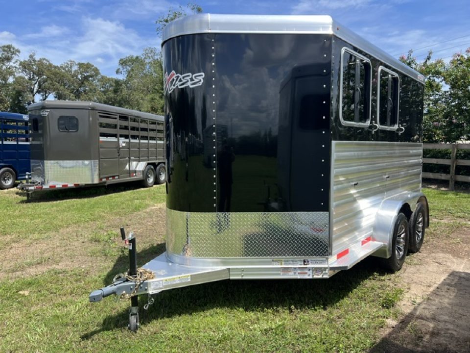 2026 Exiss Trailers 2 horse slant model XT with dressing room