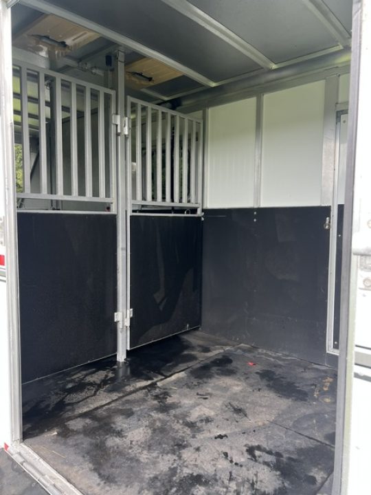 Trailer Photo 5