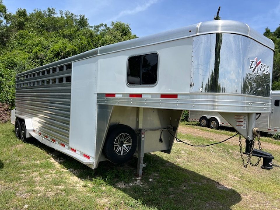 Trailer Photo 2