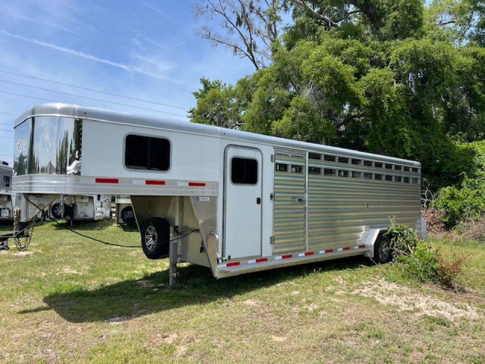 2023 Exiss Trailers 24' stock combo with dressing room