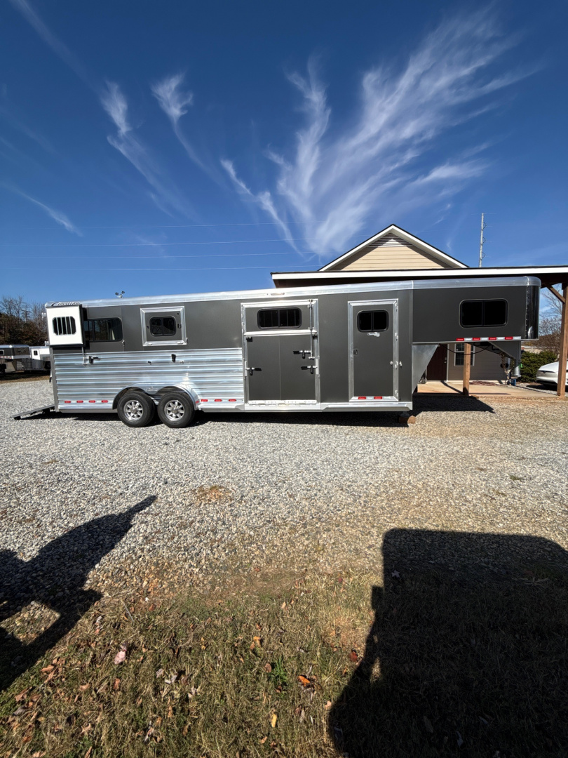 Trailer Photo 5