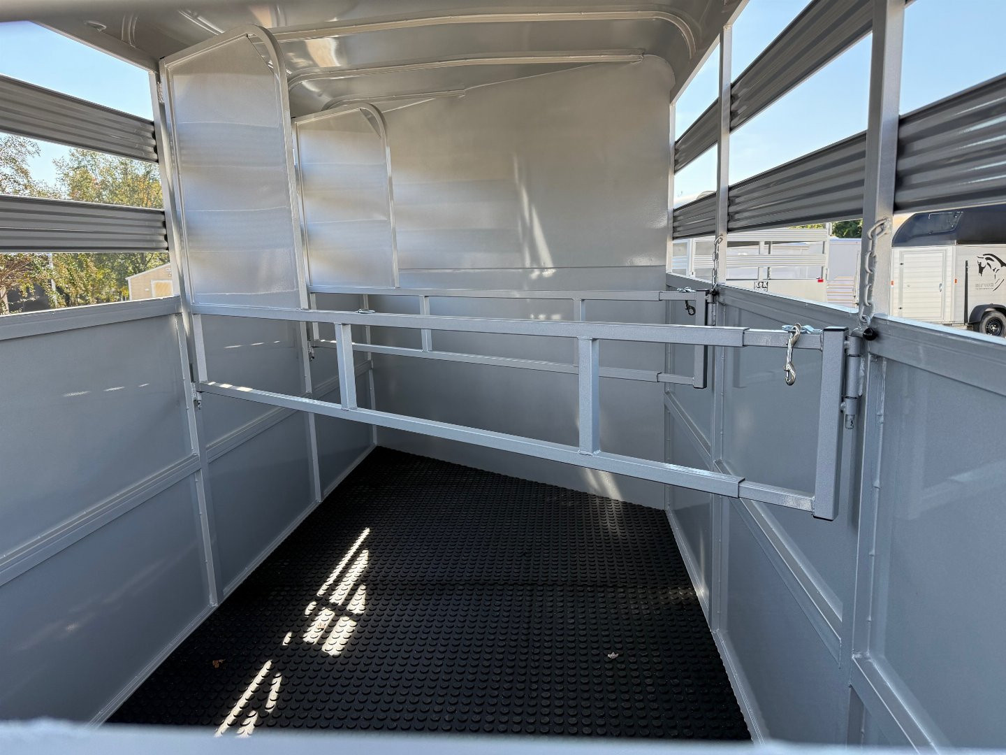 Trailer Photo 2