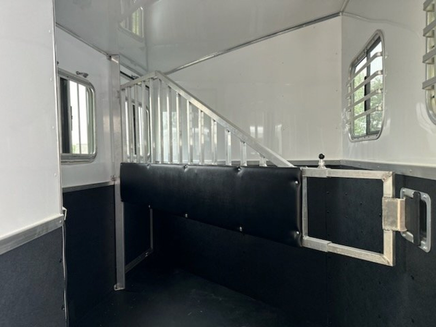 Trailer Photo 5