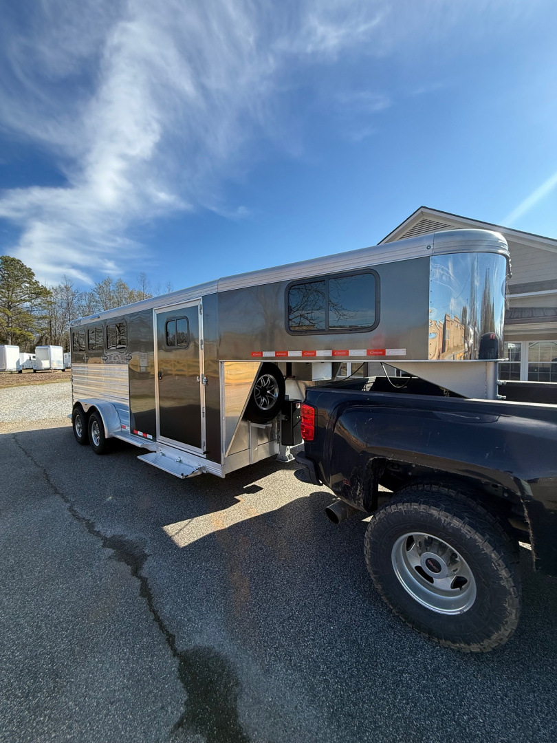 Trailer Photo 1