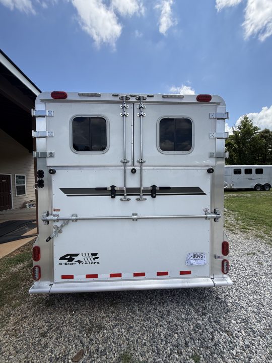 Trailer Photo 24