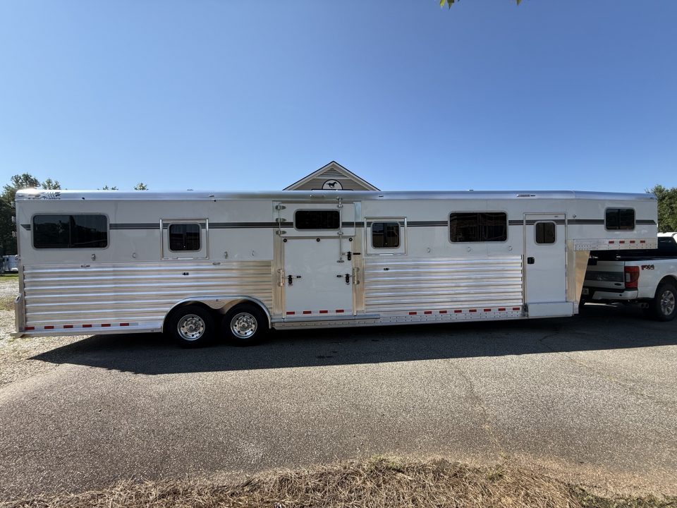 Trailer Photo 2