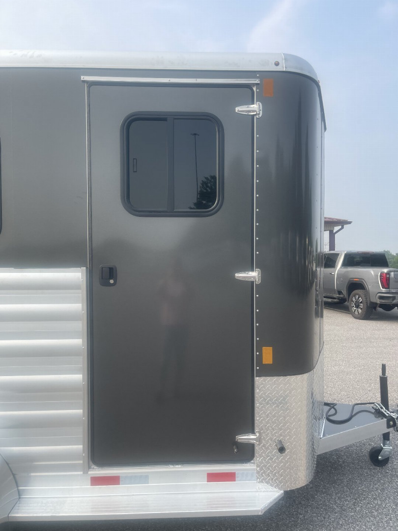 Trailer Photo 4
