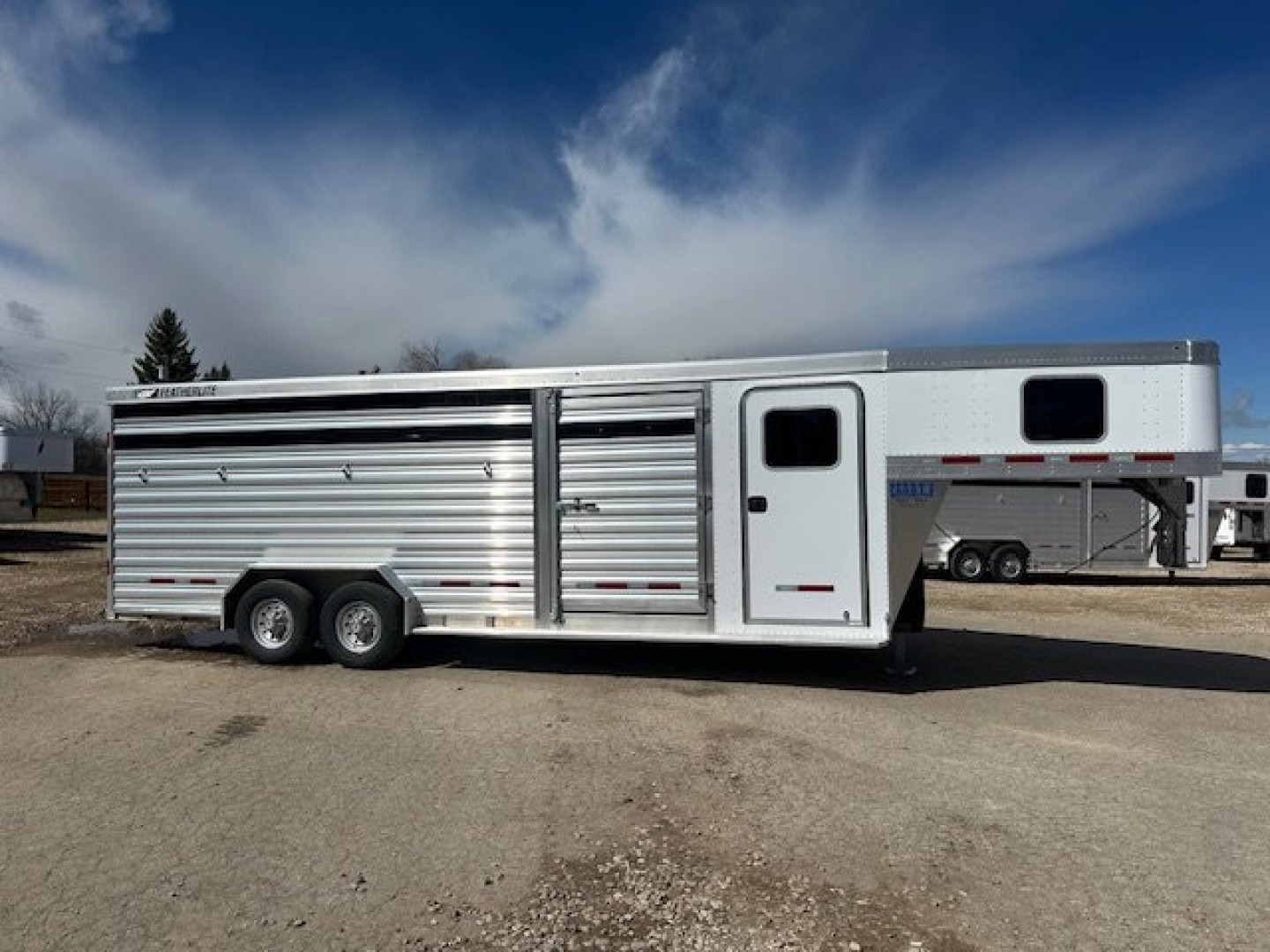 2025 Featherlite Trailers 8413 Stock/Combo