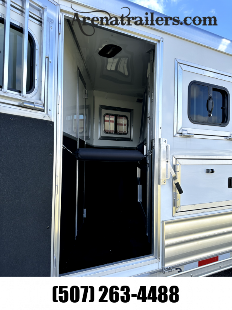 Trailer Photo 5
