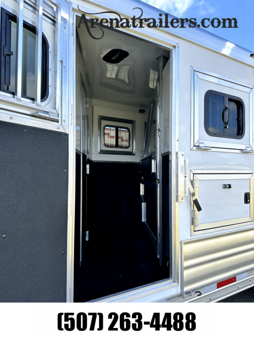 Trailer Photo 4
