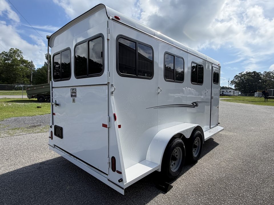Trailer Photo 2