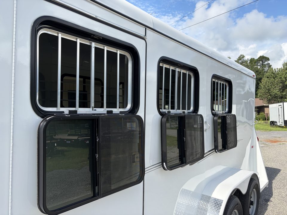 Trailer Photo 12