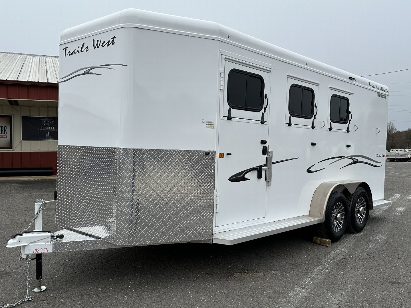 Trailer Photo 2