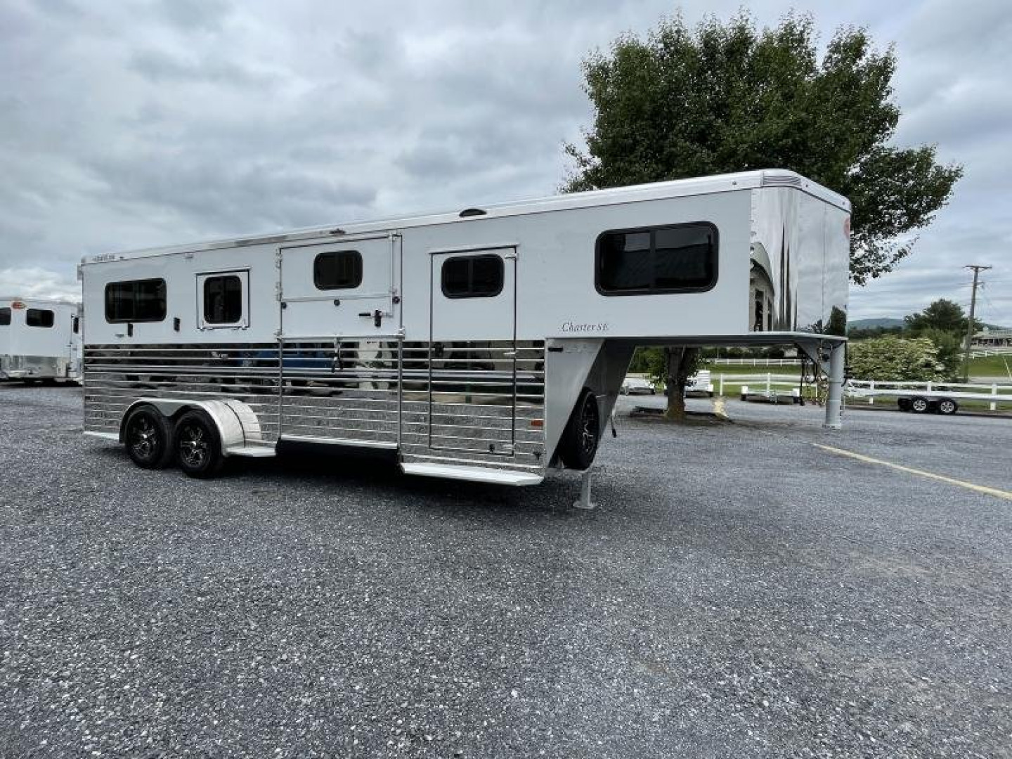 Trailer Photo 1