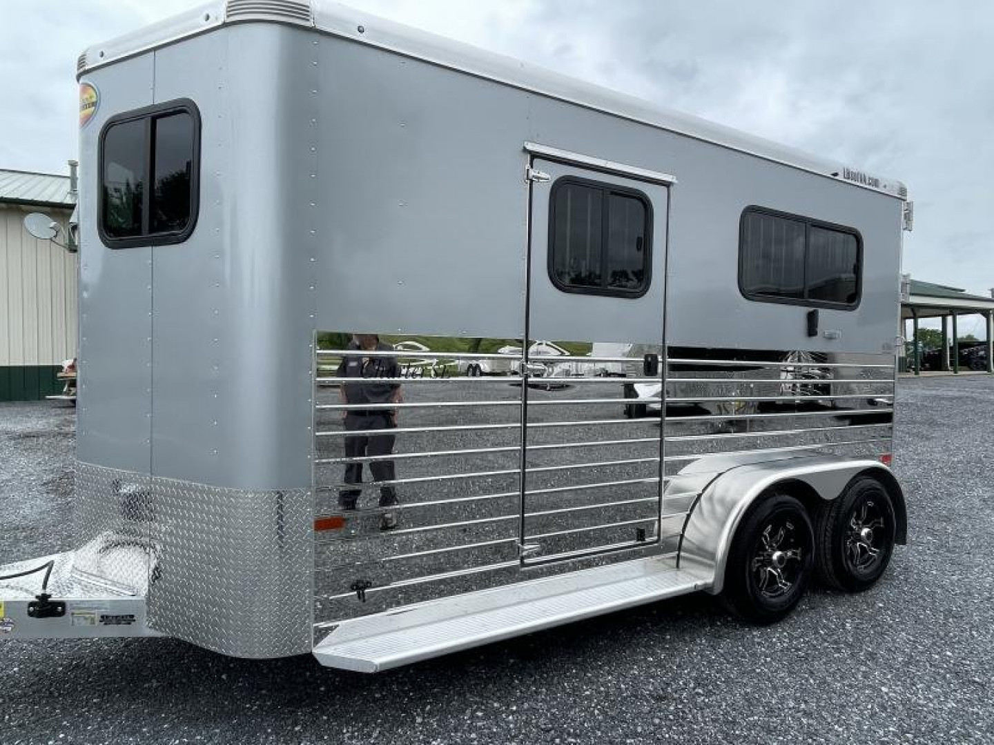 Trailer Photo 2