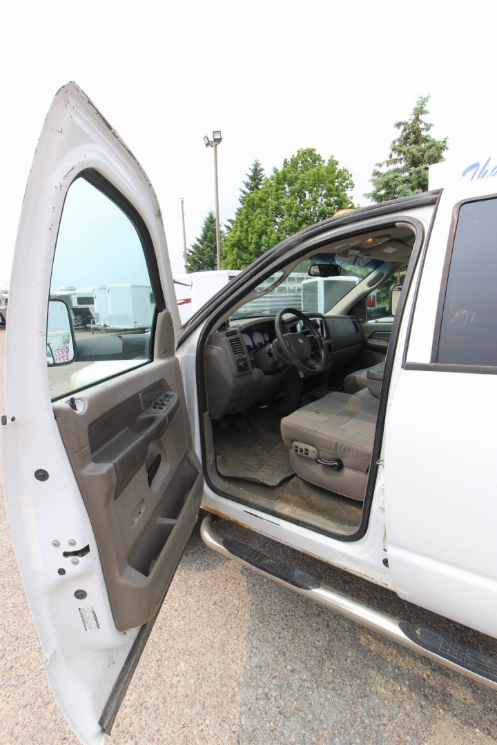 Truck Photo 8