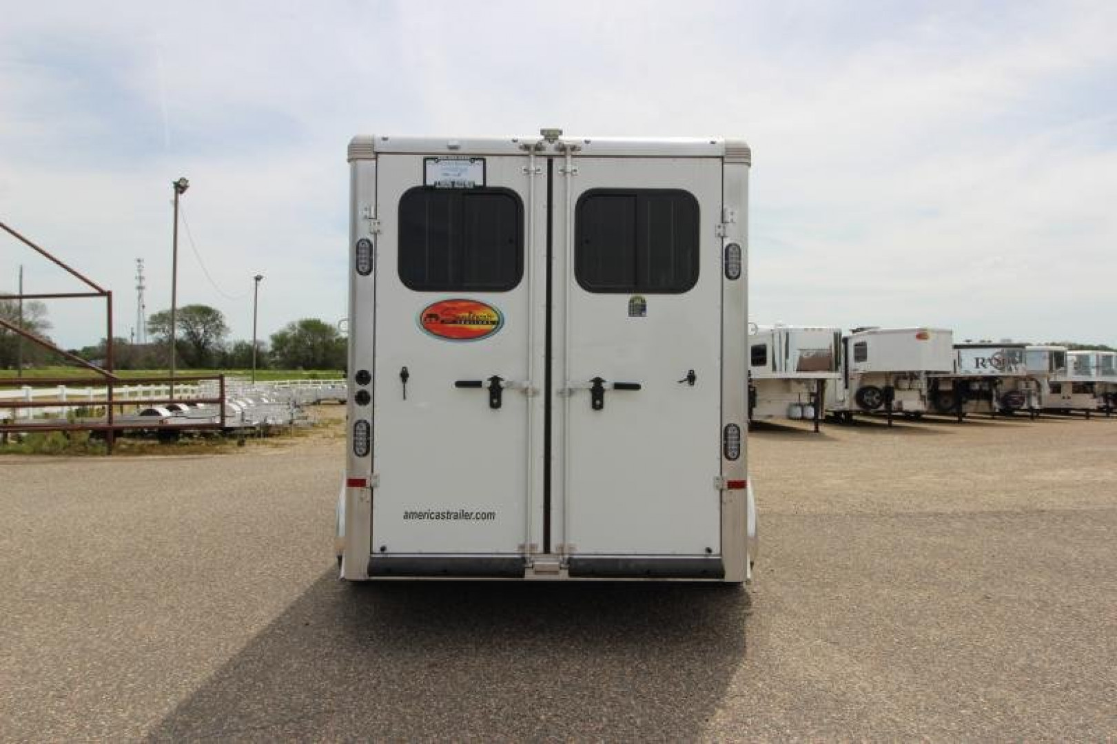 Trailer Photo 7