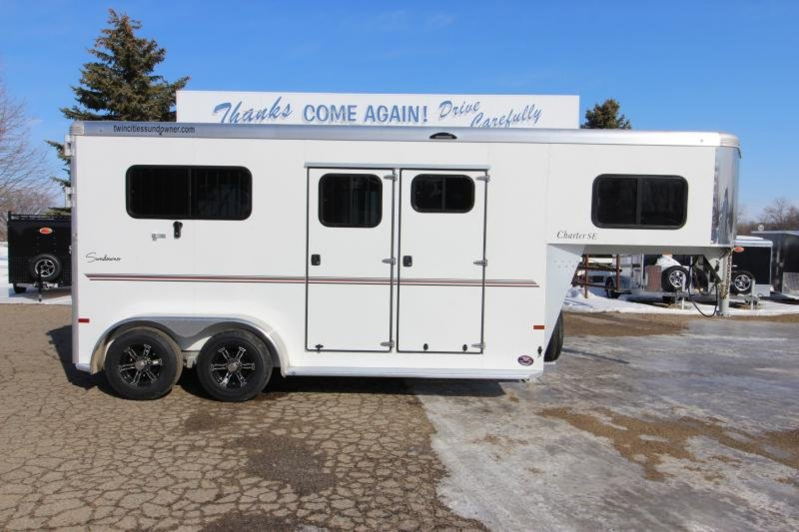 Trailer Photo 1