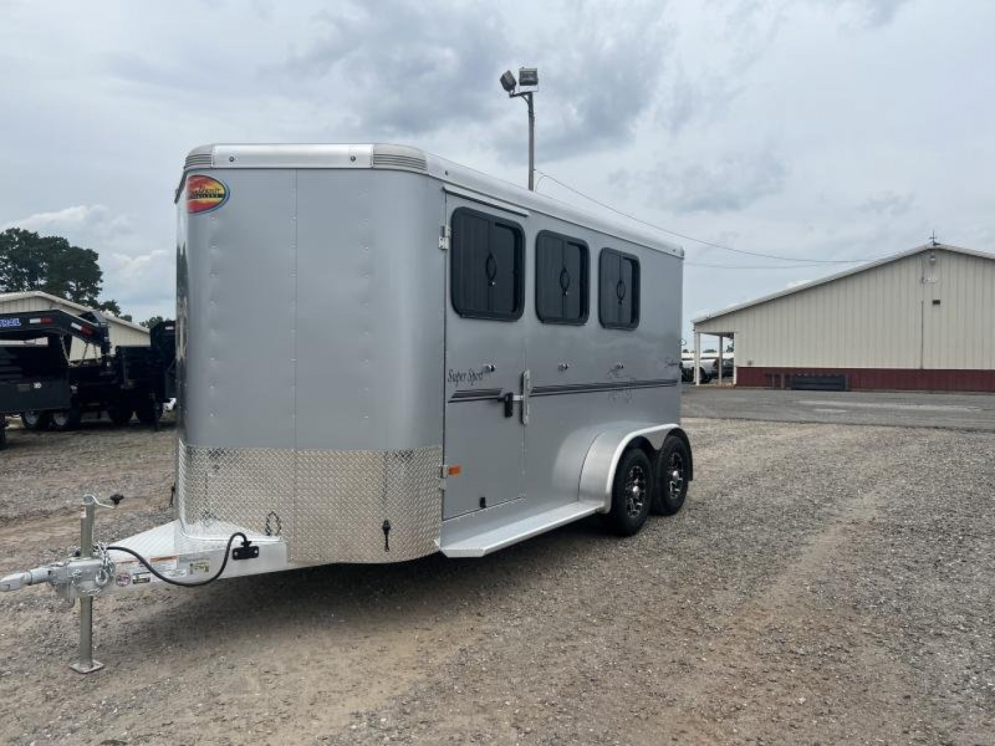 Trailer Photo 1