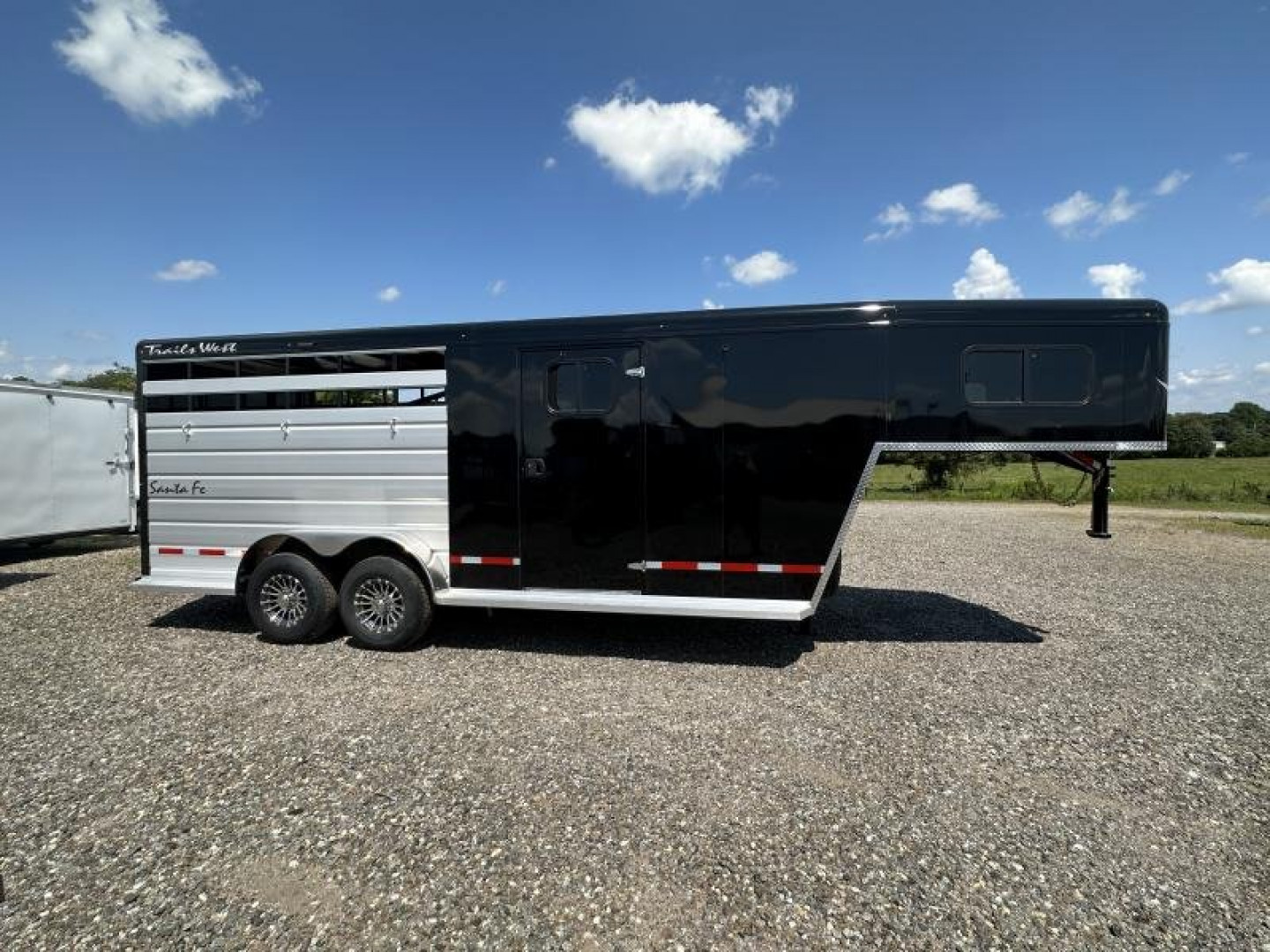 2024 Trails West 17' Santa Fe Slant Tack