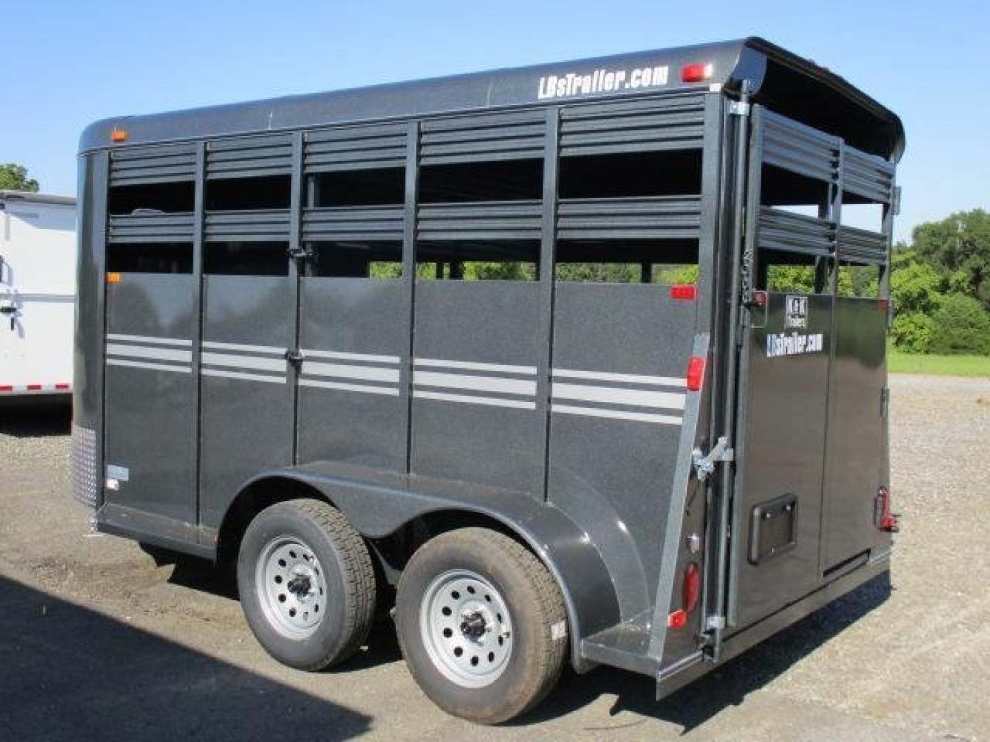 Trailer Photo 2