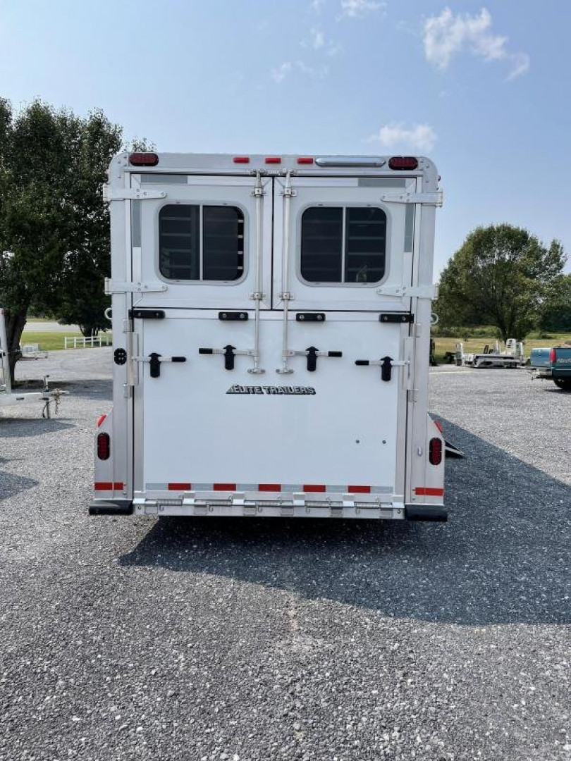 Trailer Photo 8