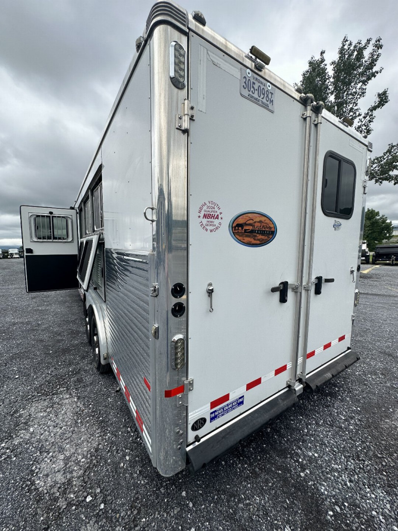 Trailer Photo 6