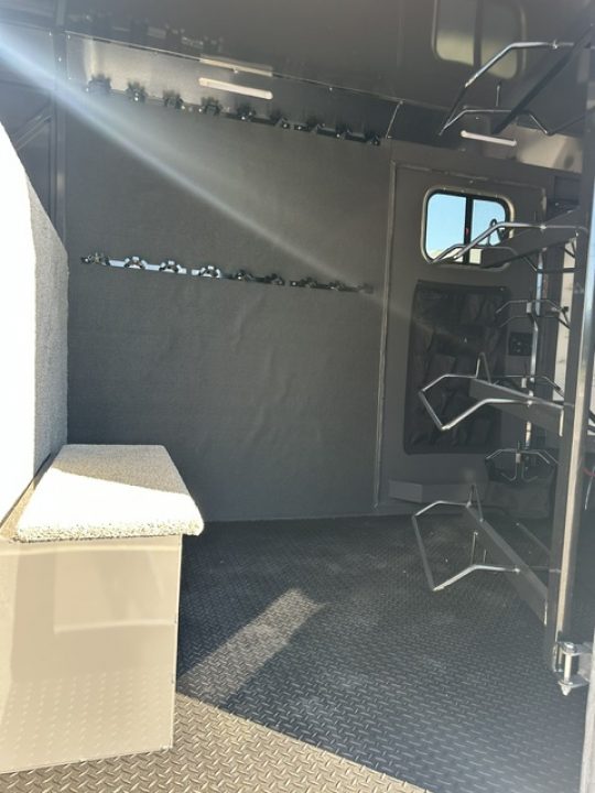 Trailer Photo 7