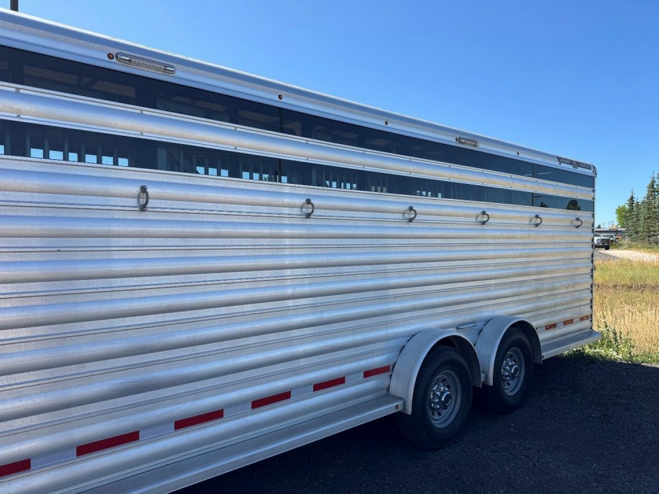 Trailer Photo 9