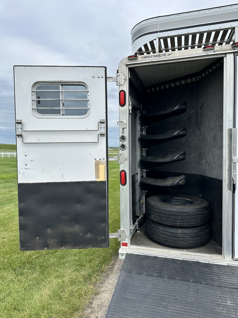 Trailer Photo 7