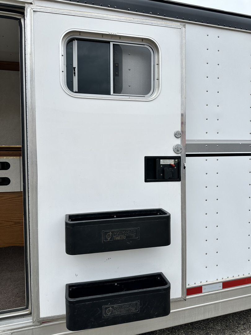 Trailer Photo 23