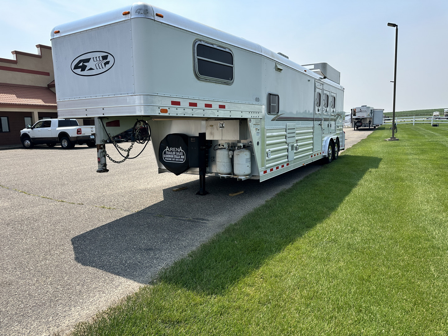 Trailer Photo 3