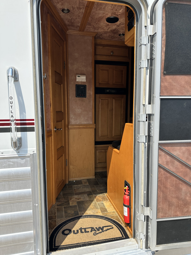 Trailer Photo 18