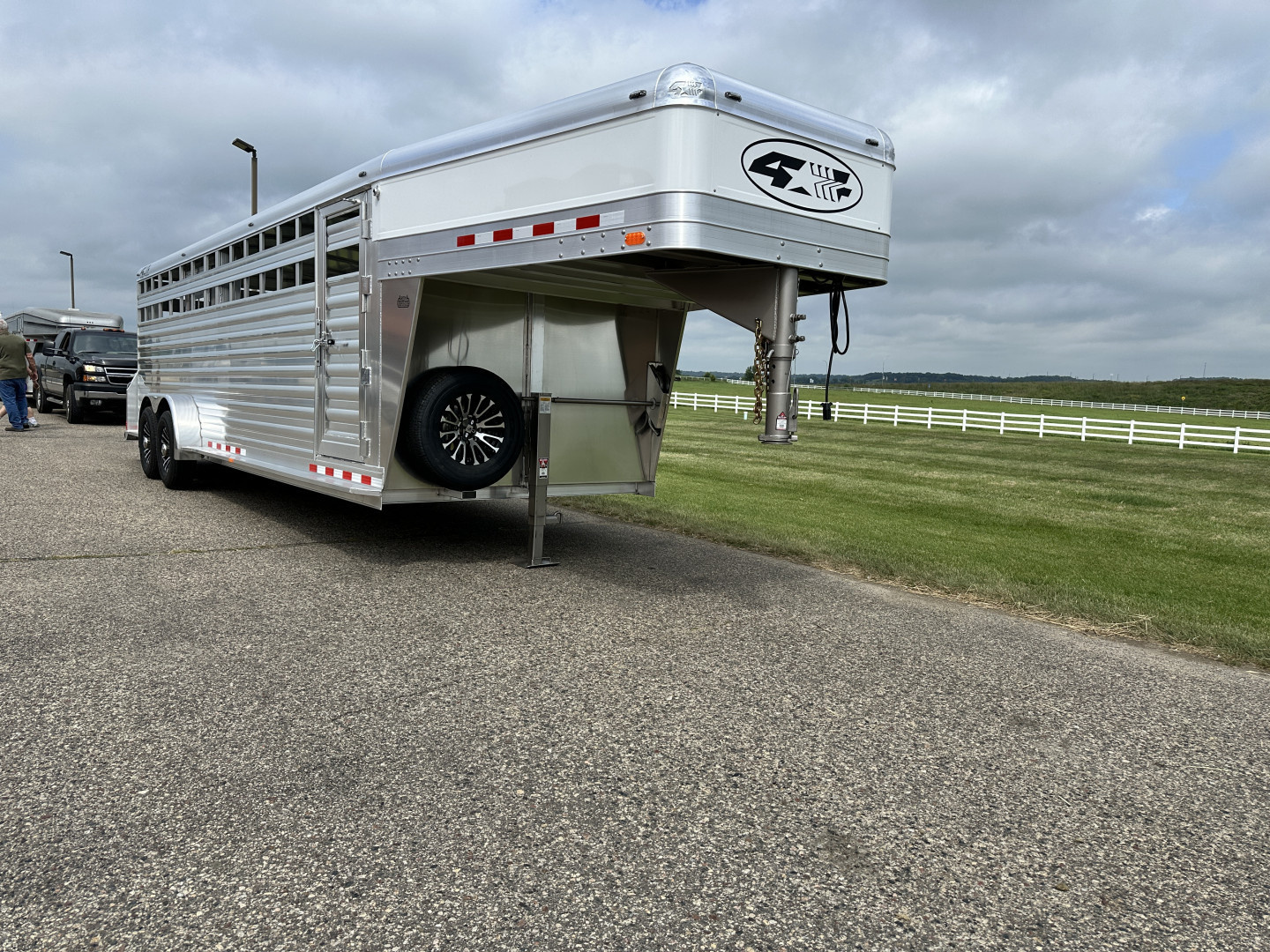 Trailer Photo 2