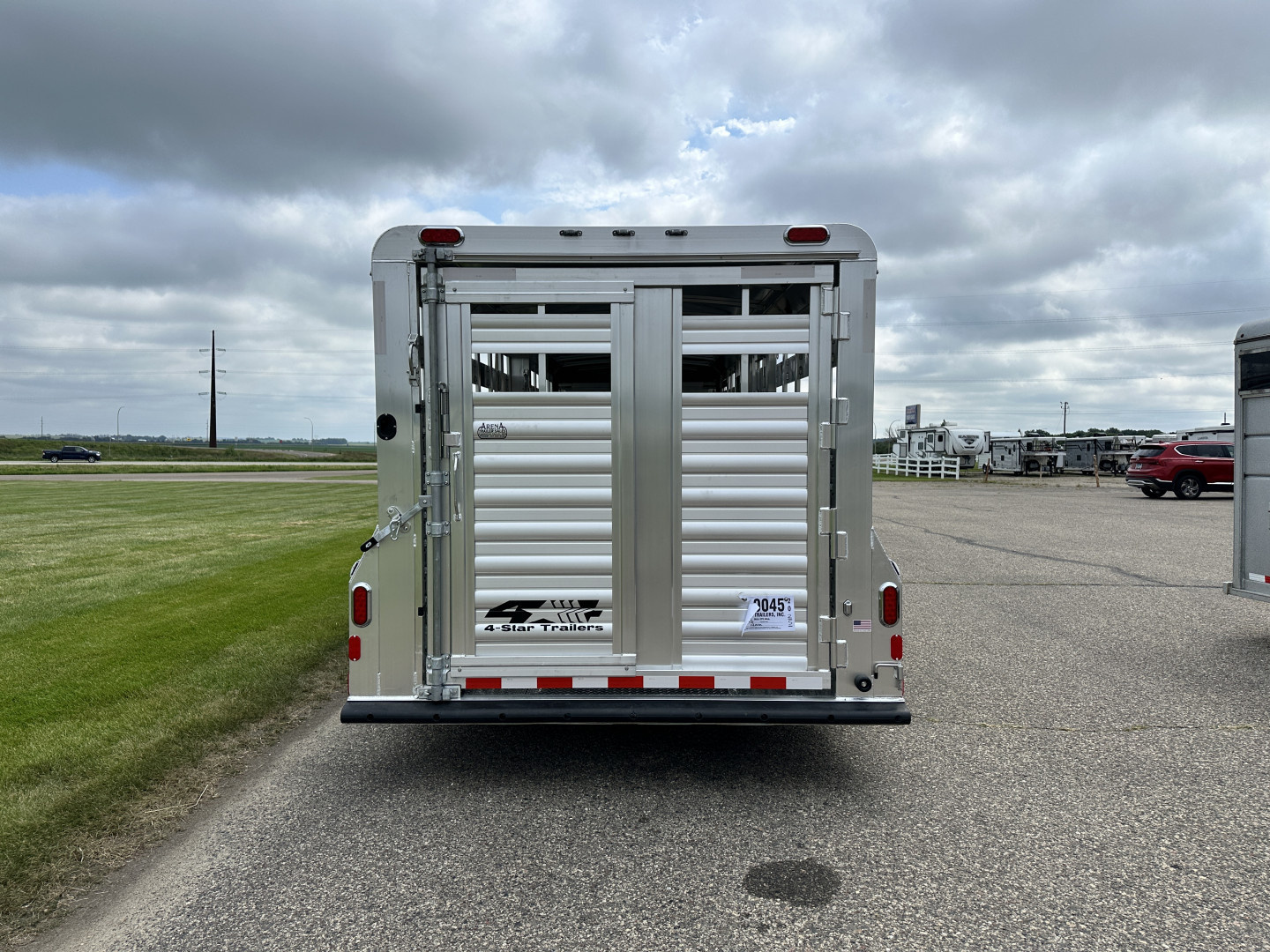 Trailer Photo 6