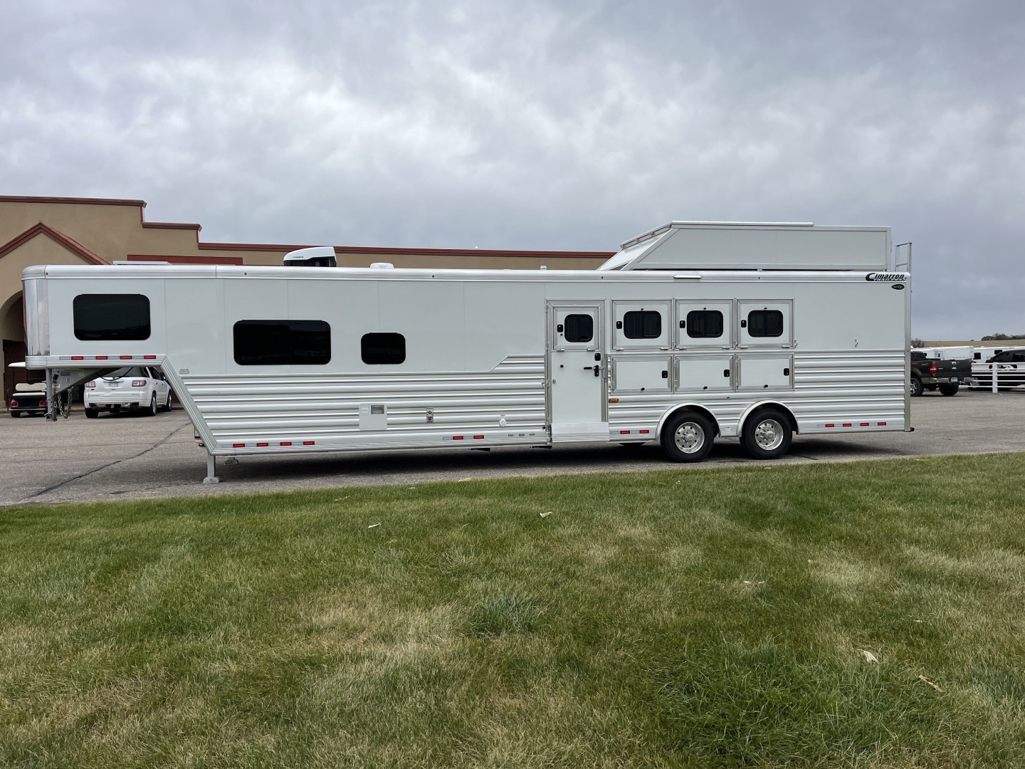 Trailer Photo 5