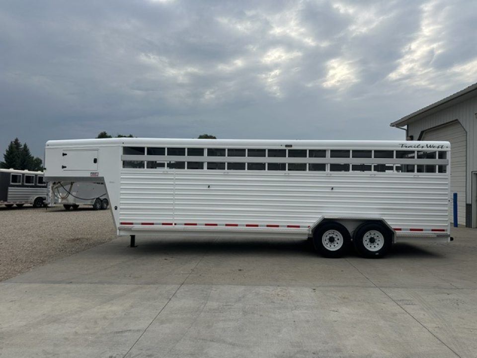 Trailer Photo 2
