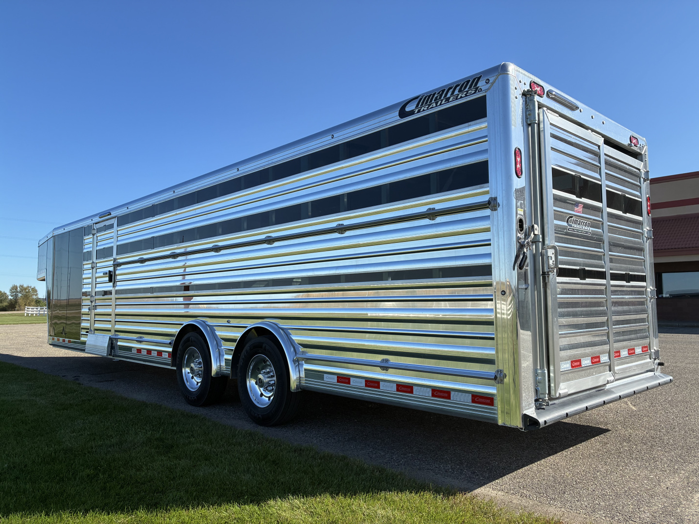 Trailer Photo 7