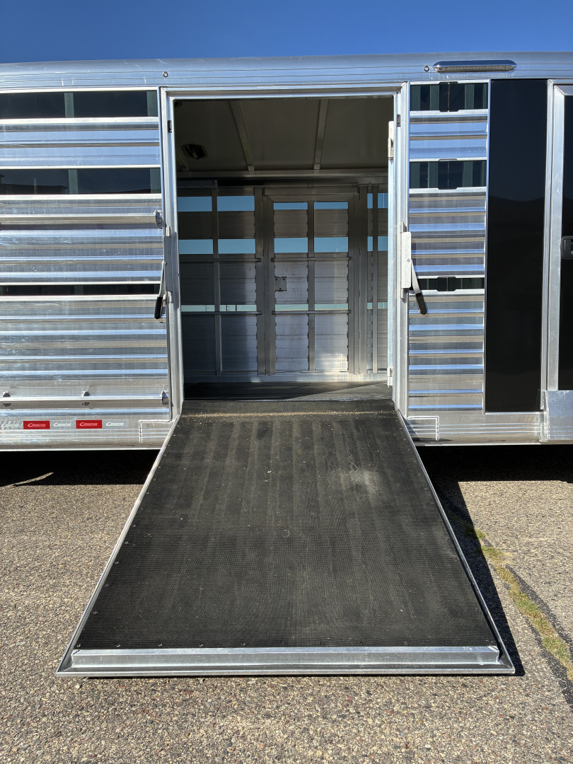 Trailer Photo 20