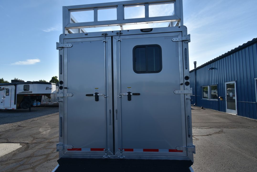 Trailer Photo 15