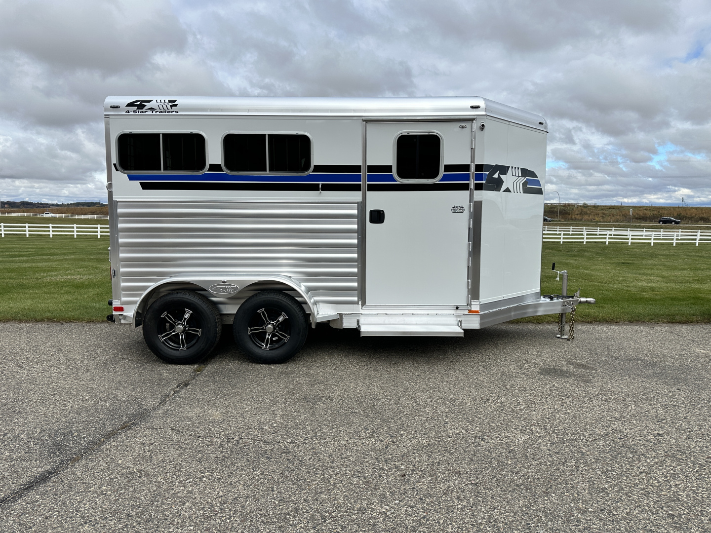 Trailer Photo 1