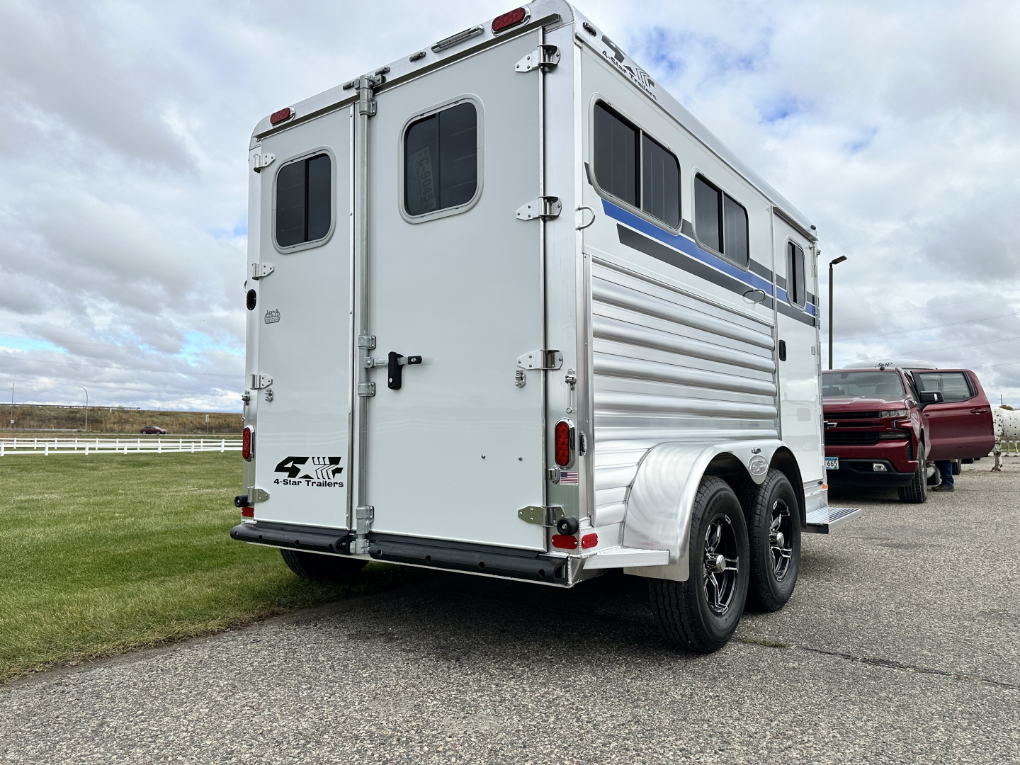 Trailer Photo 7