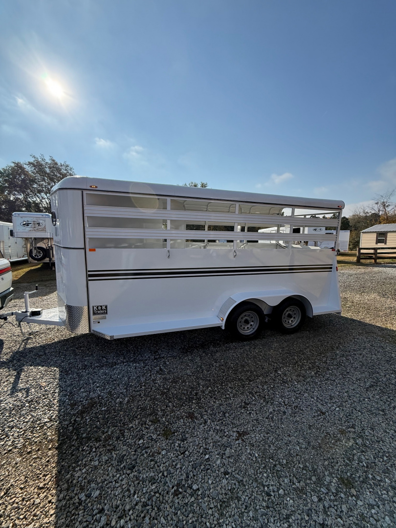 Trailer Photo 3