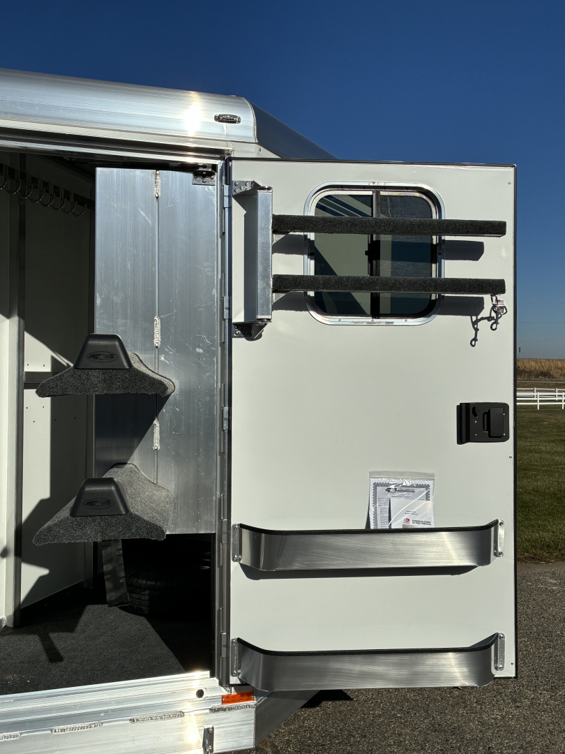 Trailer Photo 15