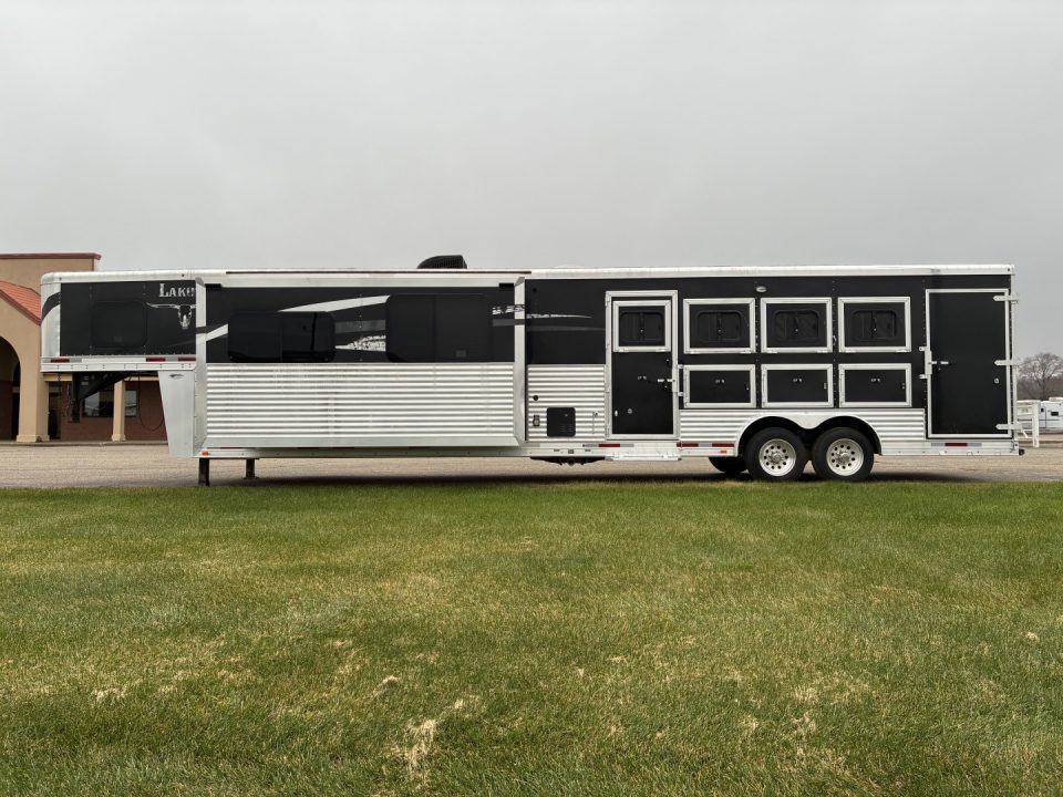 Trailer Photo 5