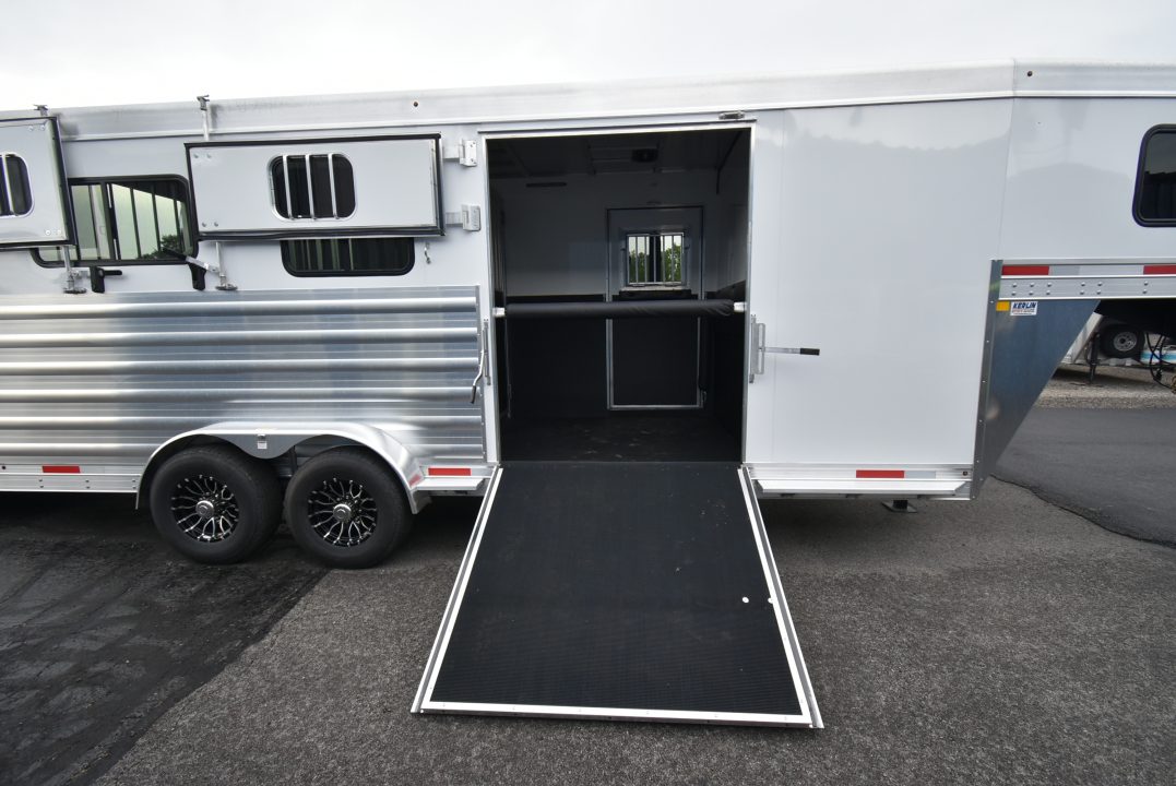 Trailer Photo 20