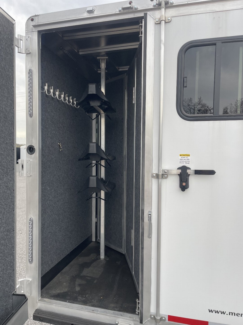 Trailer Photo 14