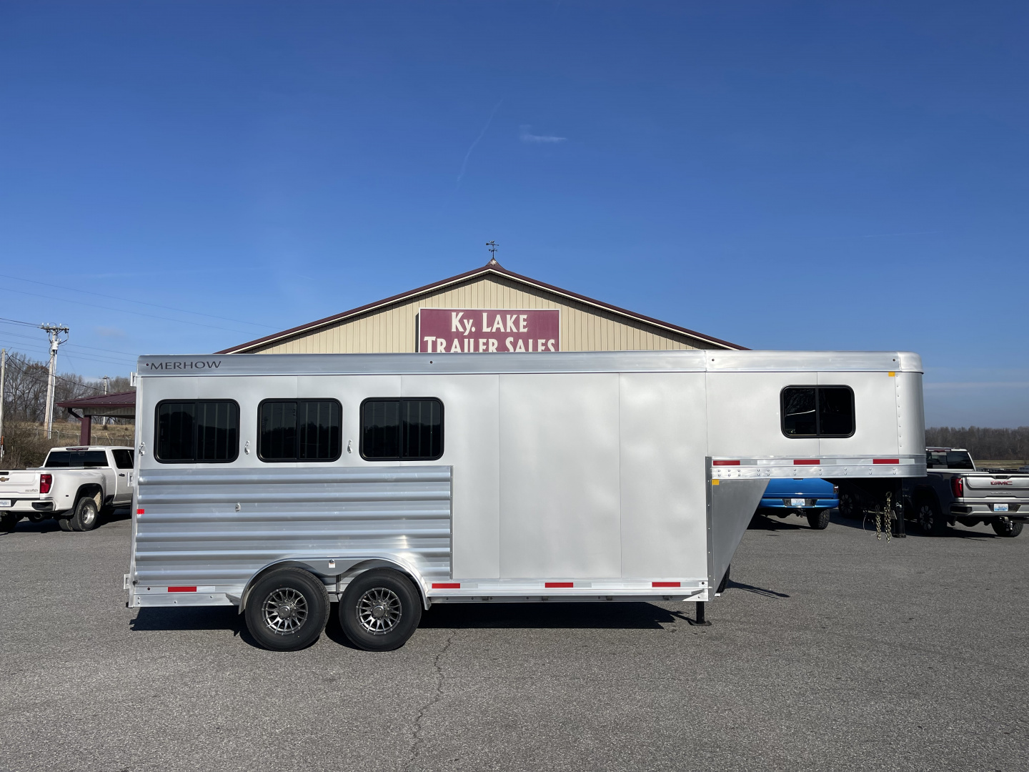 Trailer Photo 1