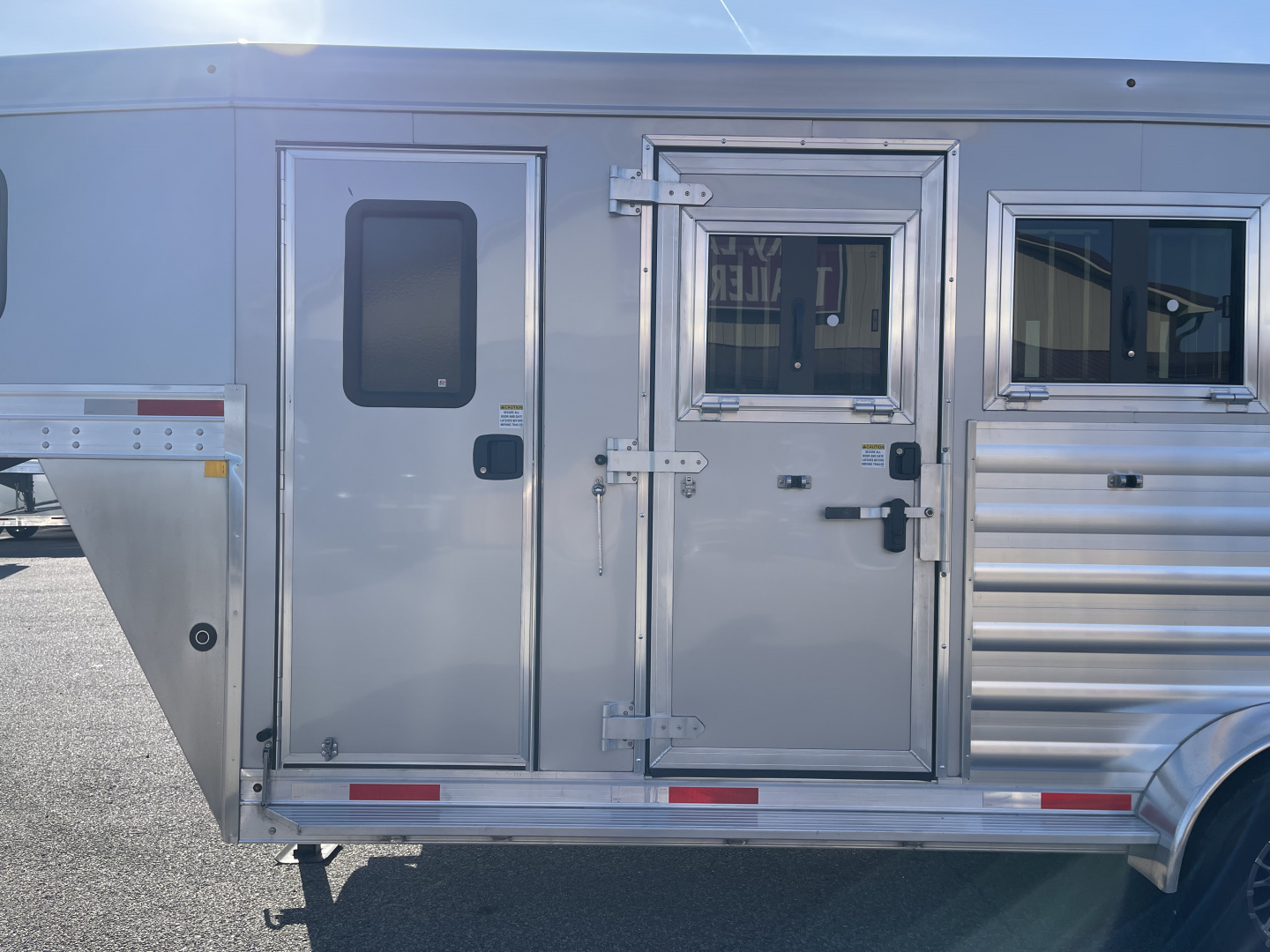 Trailer Photo 19